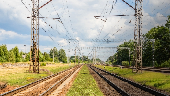 dzelzceļa sliedes